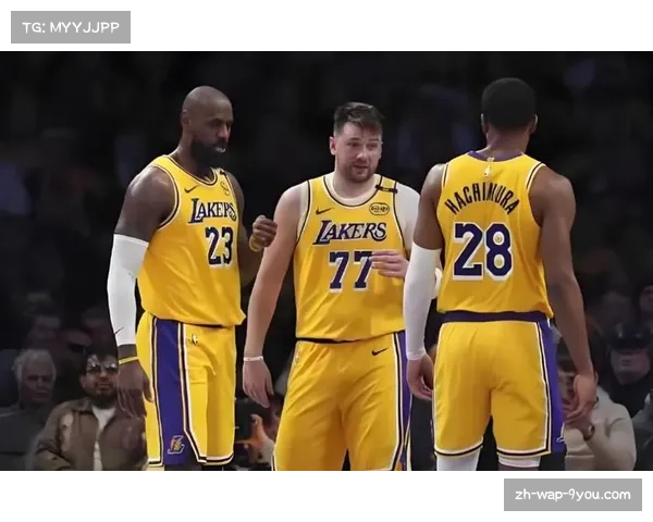湖人五小阵容绝杀战术曝光 詹姆斯东契奇穿插牵制创造空位